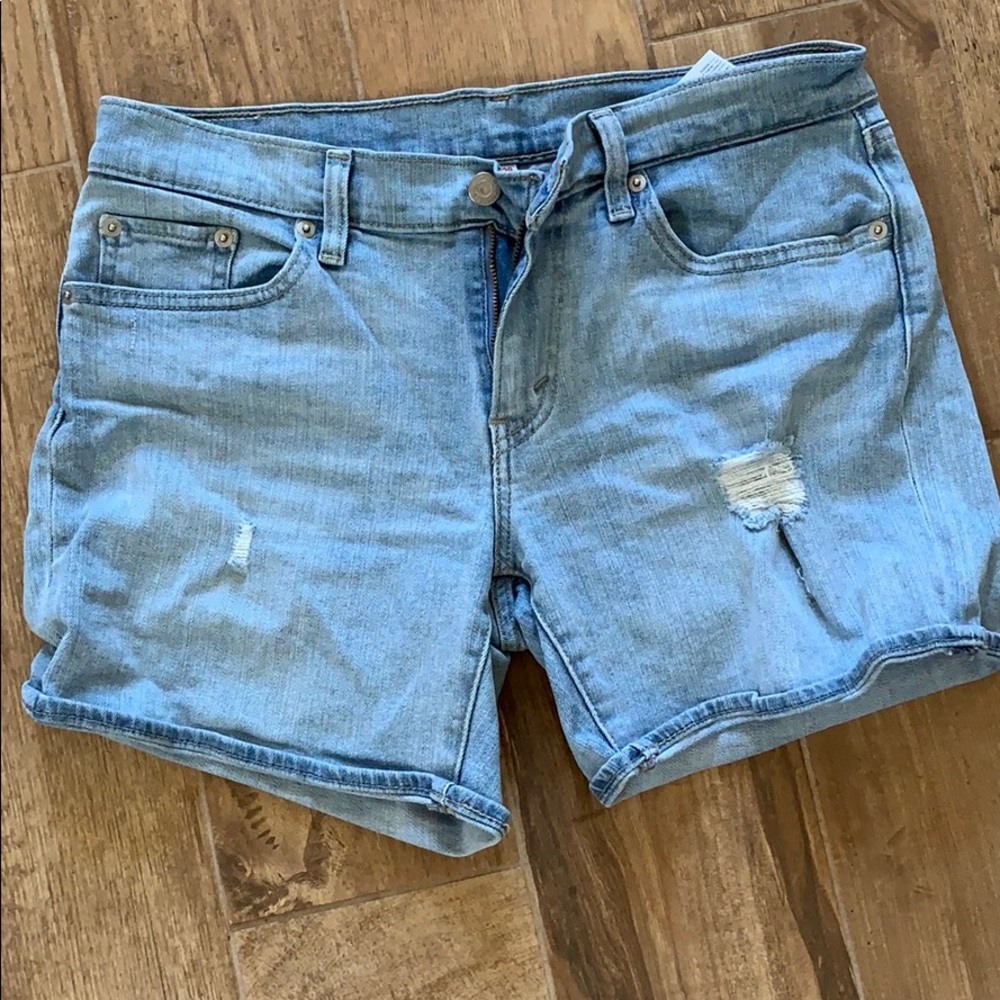 Levi’s shorts